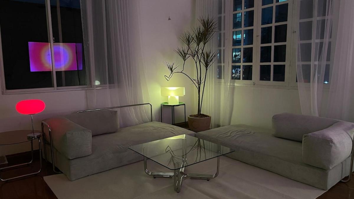 Căn hộ Elegant 2br 2baths In Historic Building